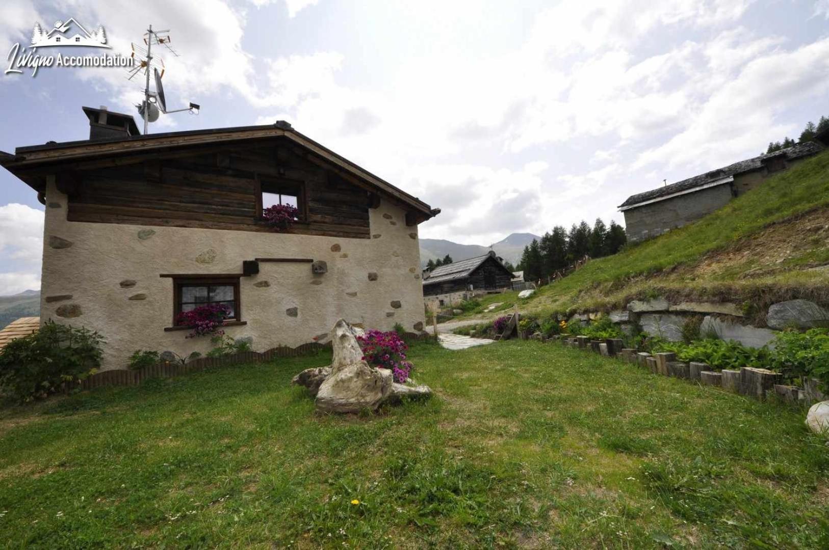 Mountain Chalet Scoiattolo By Livigno Accomodation Екстер'єр фото